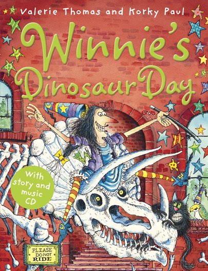 Winnie's Dinosaur Day: Book and CD