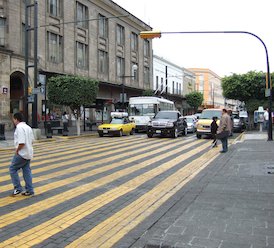 Cruce peatonal, paso de cebra