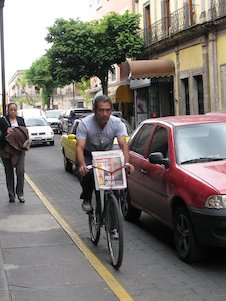 Vendedor de periódicos, vendedor de diarios, canillita (México)
