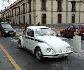 Autos del gobierno de Guadalajara (México), coches del gobierno, automóviles del gobierno