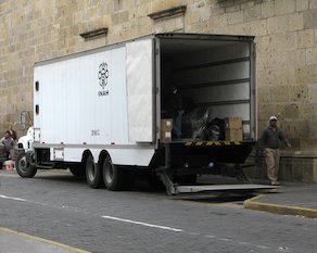 Camión de reparto, camión de entrega de mercadería (México)