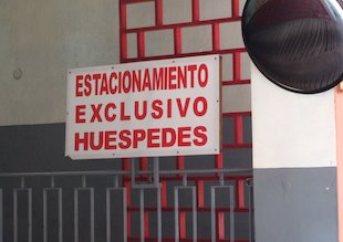Cartel estacionamiento (México)