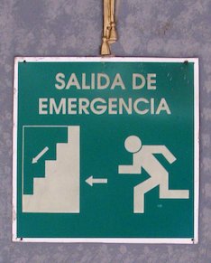 Cartel de salida de emergencia