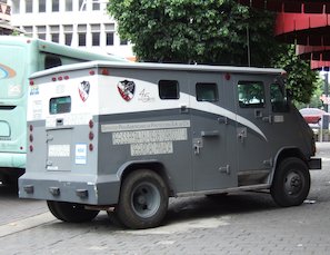 Furgón del dinero, camión del dinero, camioneta del dinero, furgón de caudales (México)