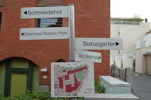 (der) Anlageplan, Straßenschilder
