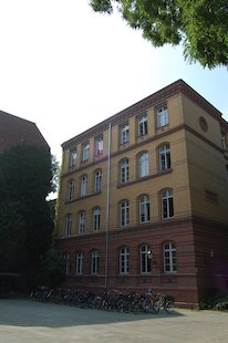 (die) Schule, (der) Fahrradständer