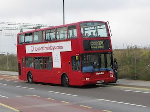 (der) Bus