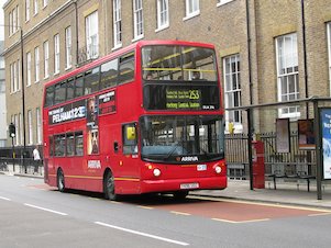 (der) Bus