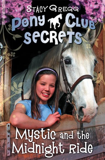 Pony Club Secrets: Mystic and the Midnight Ride