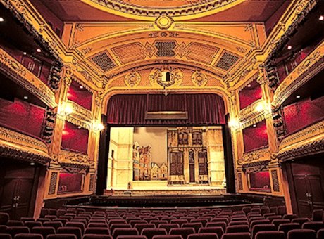 theatre theatre