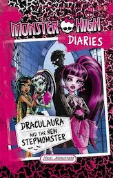 Draculaura and the New Stepmomster