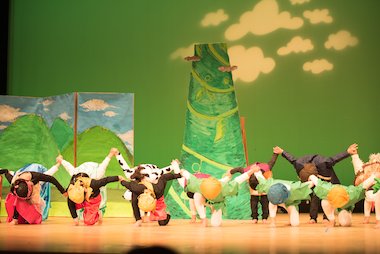 A school play A school play