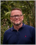 Photo of Patrick Ness
